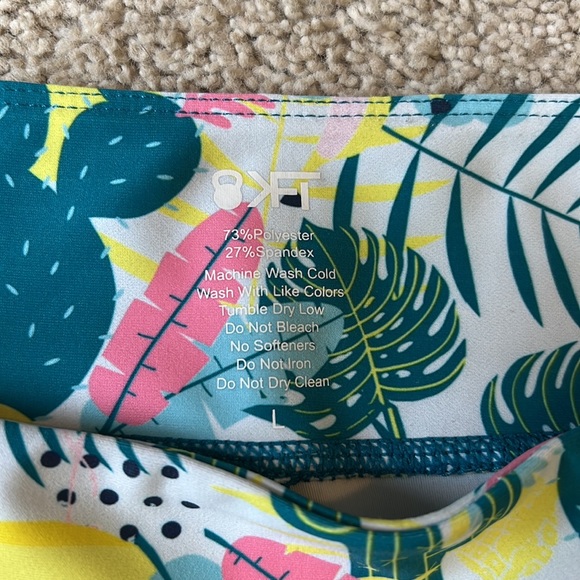 KFT Spandex shorts. Size L - Picture 2 of 2